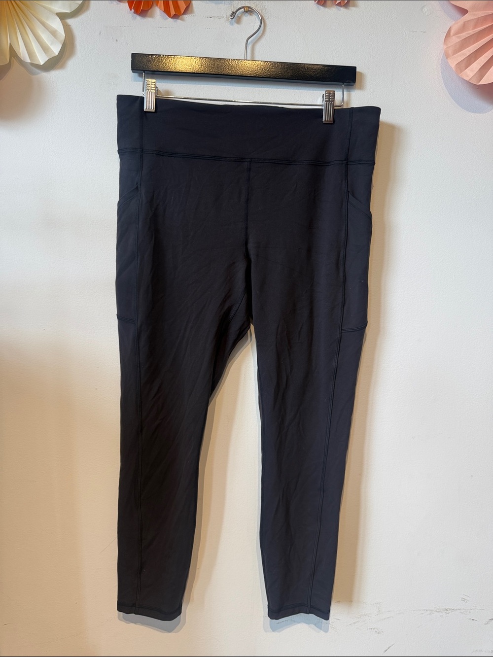 Lululemon leggings black size 14